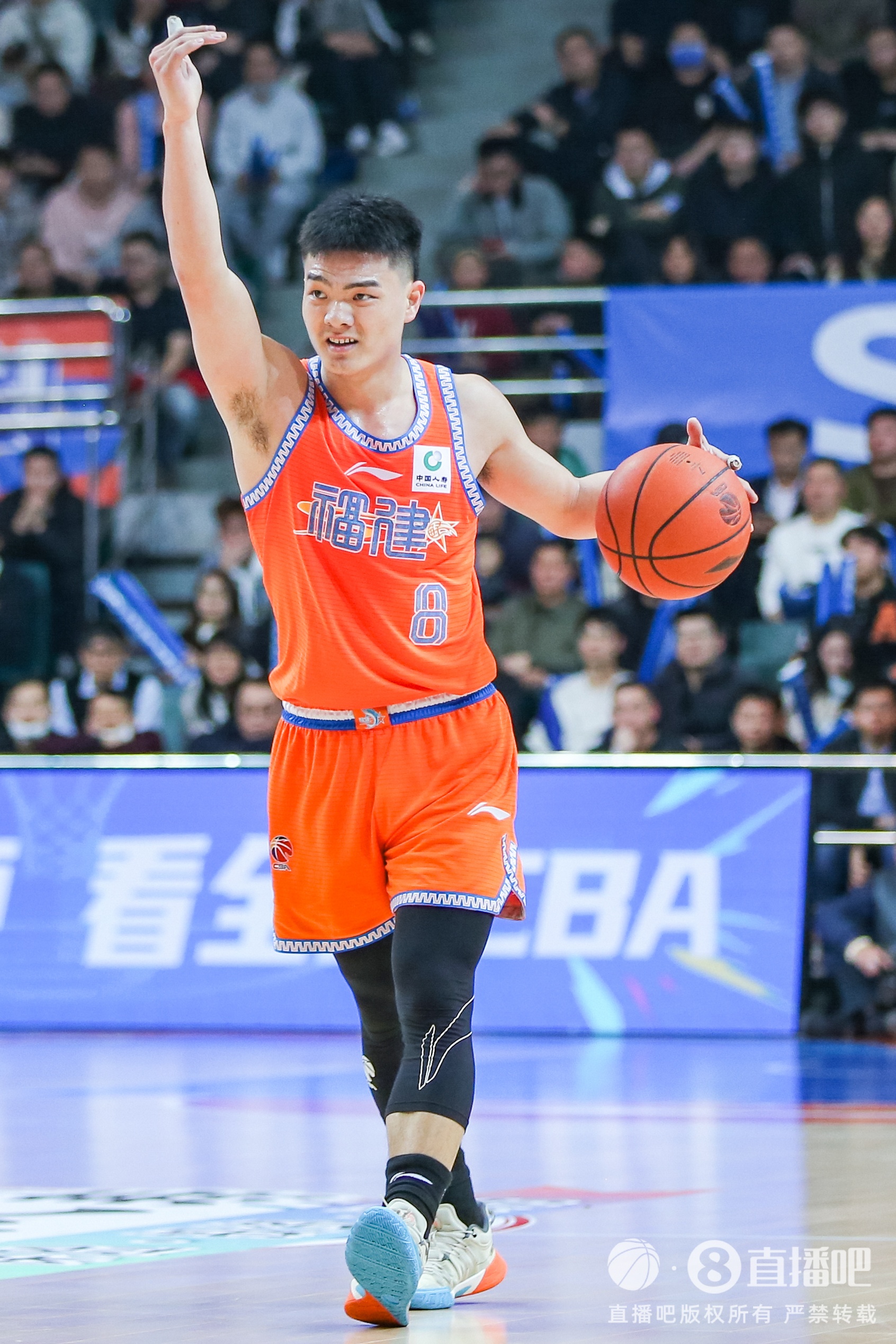 开云体育官网-媒体人:黎伊扬收到福建给的C类合同 其他球队可于7月30日前匹配