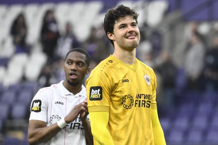 小吧译言家 曼联转会内幕:悲痛欲绝霍伊伦 塞斯科开启引援新时代