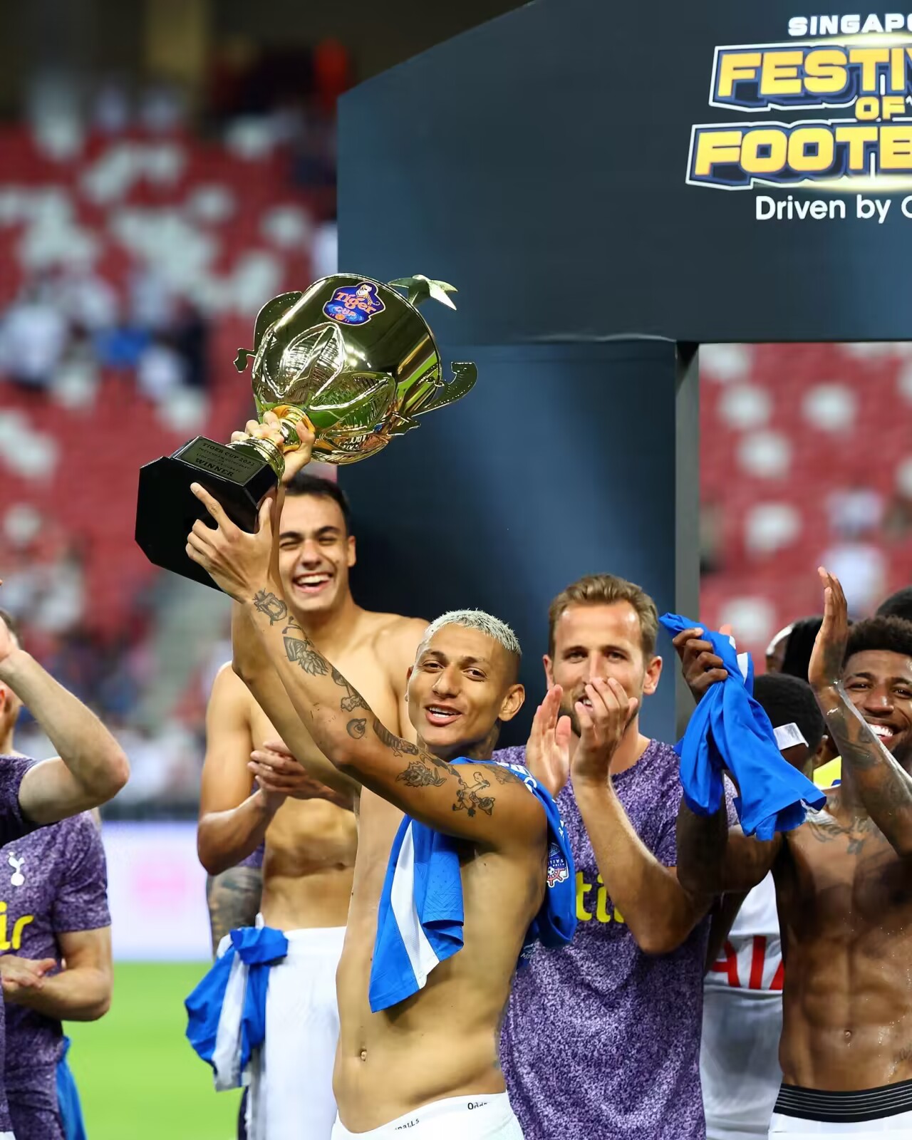 kaiyun-数年坚守破茧成蝶：31岁终打破零冠魔咒，凯恩配得上赞美与尊重